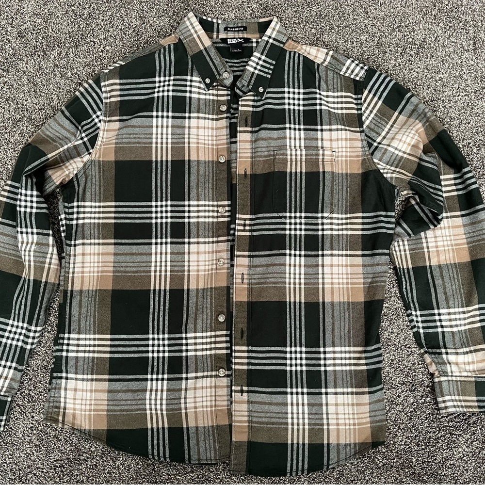 Men's Eddie Bauer - Green/Tan Flannel Button Down - Size Large